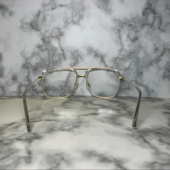 ๐ถ Oversized Gold Frame Glasses ๐ถ - Picture 3 of 12